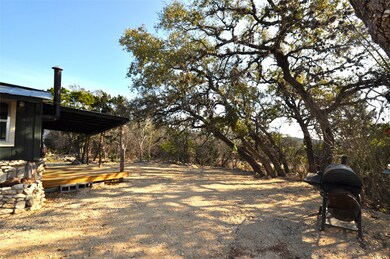 2521 County Road 241, Hondo, TX 78861 - photo 5