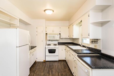 1230 Acton Rd, Columbus, OH 43224 - photo 7