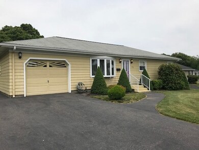 138 Fordham Dr, Somerset, MA 02726 - photo 3