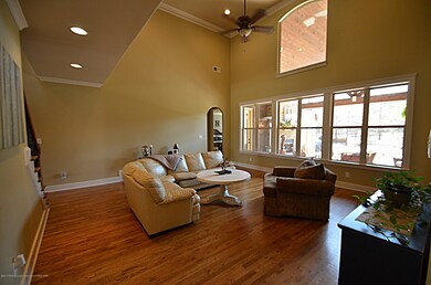 Great room2_pe