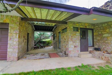 4301 Wrights Ln, Whitehall, PA 18052 - photo 6