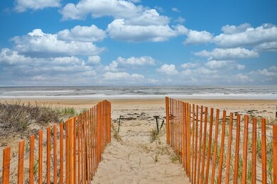 504 N End Blvd unit F, Salisbury, MA 01952 - photo 4