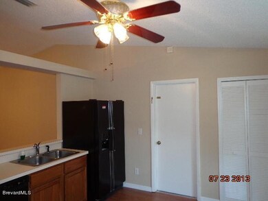 Open Kitchen Great for Entertaining