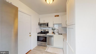 4221 Fowler Ave, Nottingham, MD 21236 - photo 4