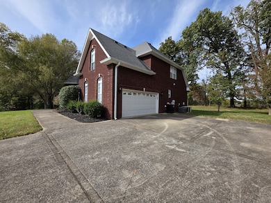 1224 Voyage Ct, Adams, TN 37010 - photo 2