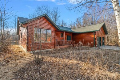 03-43162 Whispering Pines Path, Coloma,