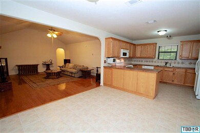 870 Sunset Dr, Copperas Cove, TX 76522 - photo 7