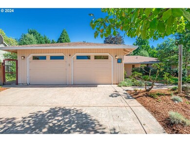 2577 Debok Rd, West Linn, OR 97068 - photo 2