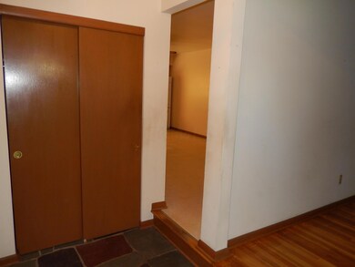 1353 Pegwood Dr, Columbus, OH 43229 - photo 3