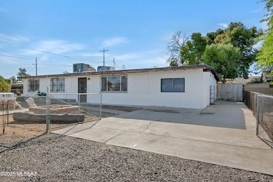 101 W Corona Rd, Tucson, AZ 85756 - photo 3