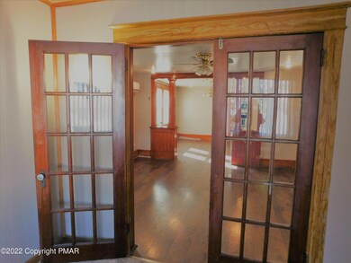 210 E Jackson St, McAdoo, PA 18237 - photo 2