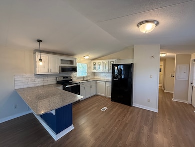 1997 Fm 389 unit 2, Brenham, TX 77833 - photo 3