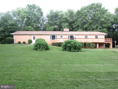 6750 Chestnut Oak Ln, Warrenton, VA 20187 - photo 2