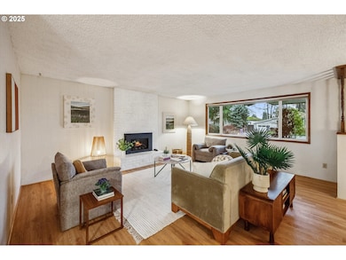 1065 Columbia Ave, Gladstone, OR 97027 - photo 5