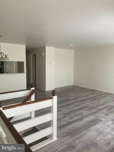 427 Wendover Dr, Norristown, PA 19403 - photo 3