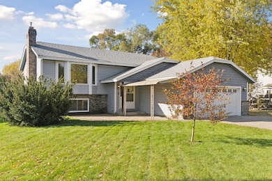 10070 Tyler St NE, Minneapolis, MN 55434 - photo 3