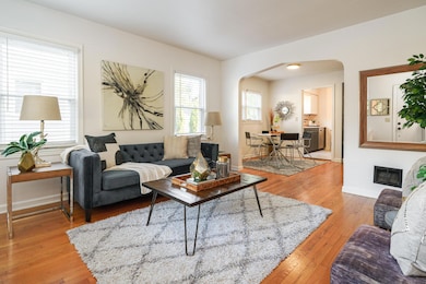 221 Deland Ave, Columbus, OH 43214 - photo 5