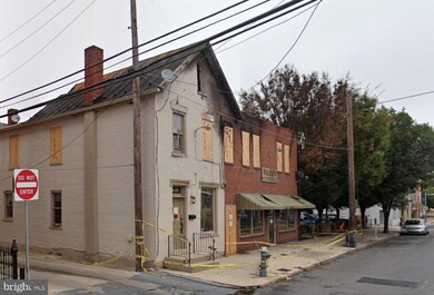 39 W Washington St unit C, Chambersburg, PA 17201 - photo 2