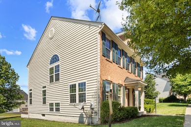 16874 Reef Knot Way, Woodbridge, VA 22191 - photo 3