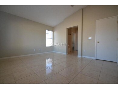 912 Moore Oaks Ct, Henderson, NV 89011 - photo 5