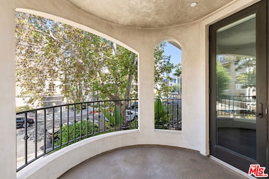 320 S Swall Dr unit 2, Los Angeles, CA 90048 - photo 6