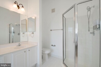 135 Chevy Chase St unit A, Gaithersburg, MD 20878 - photo 6