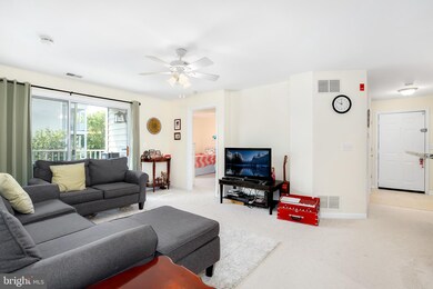 13306 Kilmarnock Way unit 3J, Germantown, MD 20874 - photo 5