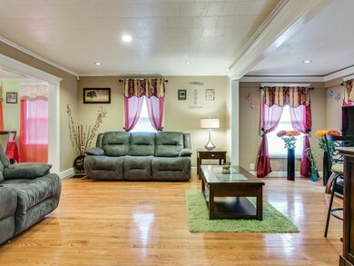 43 Haviland Ave, Lynn, MA 01902 - photo 2