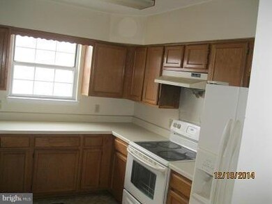 18225 Paladin Dr, Olney, MD 20832 - photo 2