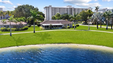 3015 N Palm Aire Dr unit 3015, Pompano Beach, FL 33069 - photo 3