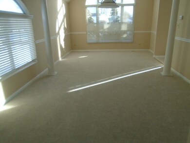 632 Larkspur Ln, Matteson, IL 60443 - photo 2