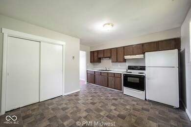 4881 S 300 W unit 5, New Palestine, IN 46163 - photo 6
