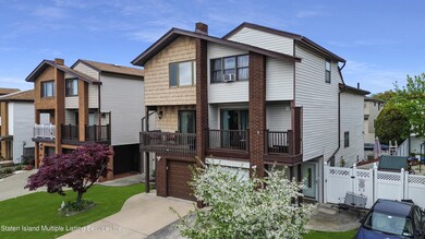 255 Doane Ave, Staten Island, NY 10308 - photo 4