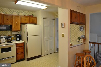 2 Beefwood Ct, Essex, MD 21221 - photo 6