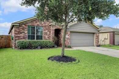 418 De Coster Blvd, Alvin, TX 77511 - photo 2
