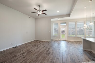 10517 Far Reaches Ln, Helotes, TX 78023 - photo 3