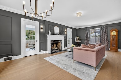 1333 Tower Rd, Winnetka, IL 60093 - photo 2