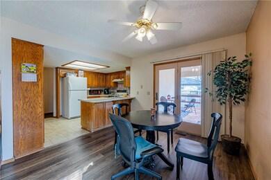 28 Dulverton Dr, Bella Vista, AR 72715 - photo 6