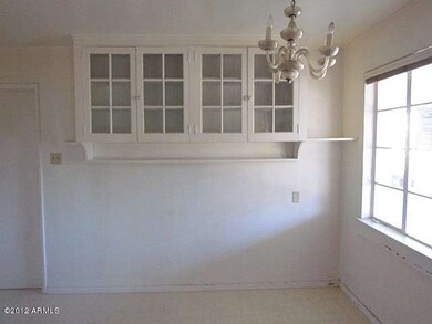 023-217186 - dining-001