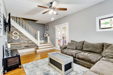 25living room steps