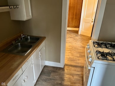 2030 Broadway St, Anderson, IN 46012 - photo 3