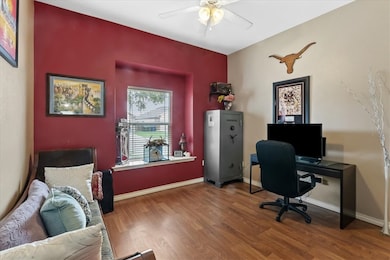 office or 4th bedroom