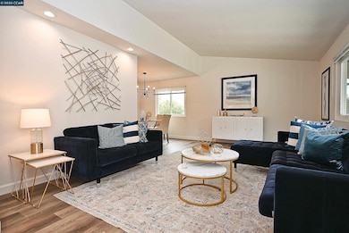 5516 Langford Ct, Concord, CA 94521 - photo 4