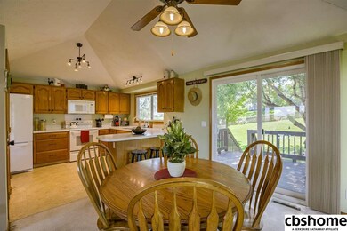 12617 Meredith Ave, Omaha, NE 68164 - photo 7