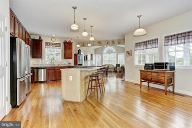 5200 Equestrian Dr, Sykesville, MD 21784 - photo 7