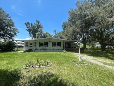 8105 Cindy Dr, Zephyrhills, FL 33540 - photo 2