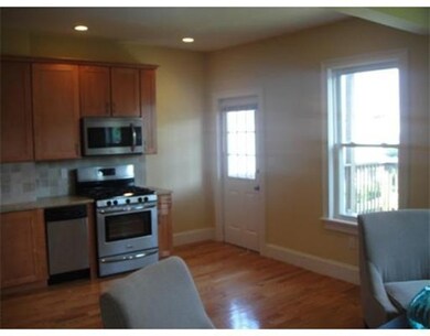 536 E 3rd St unit 2, Boston, MA 02127 - photo 2
