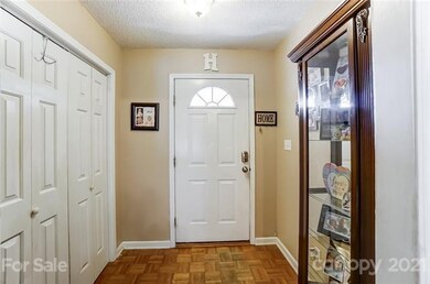 1121 Courtney Cove Ct, Gastonia, NC 28052 - photo 4