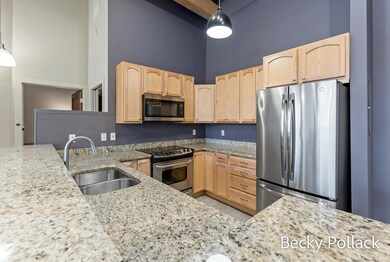 533ColumbiaAve#310-5LoRes