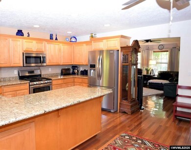 7692 St Charles St NE, Keizer, OR 97303 - photo 4